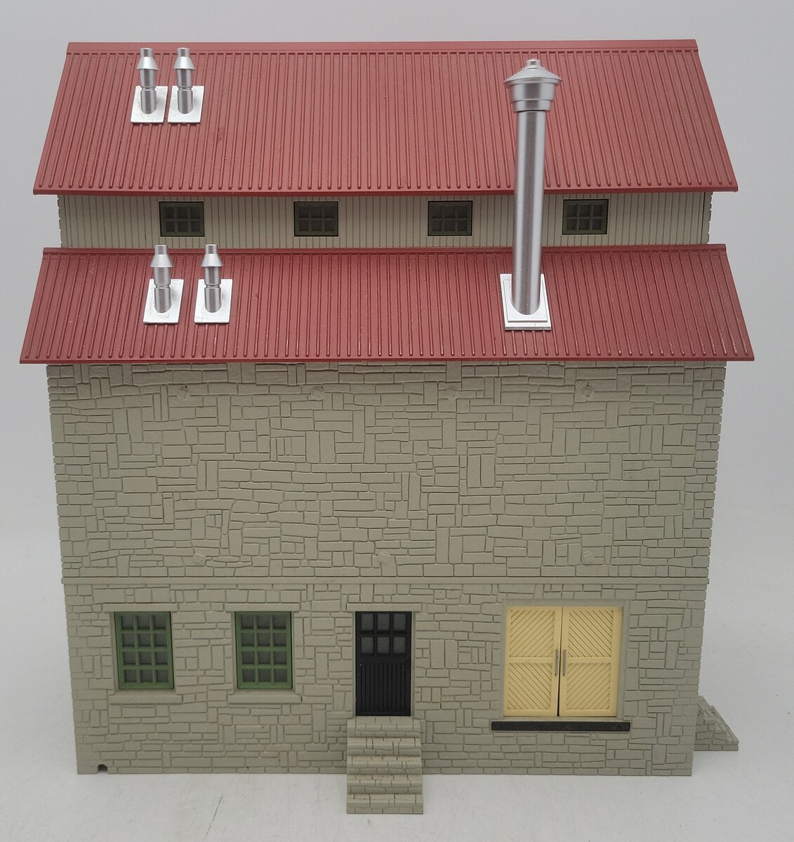 MTH 30-90188 O Granary Layout Building Gray Stone w/Red Oxide Roof EX