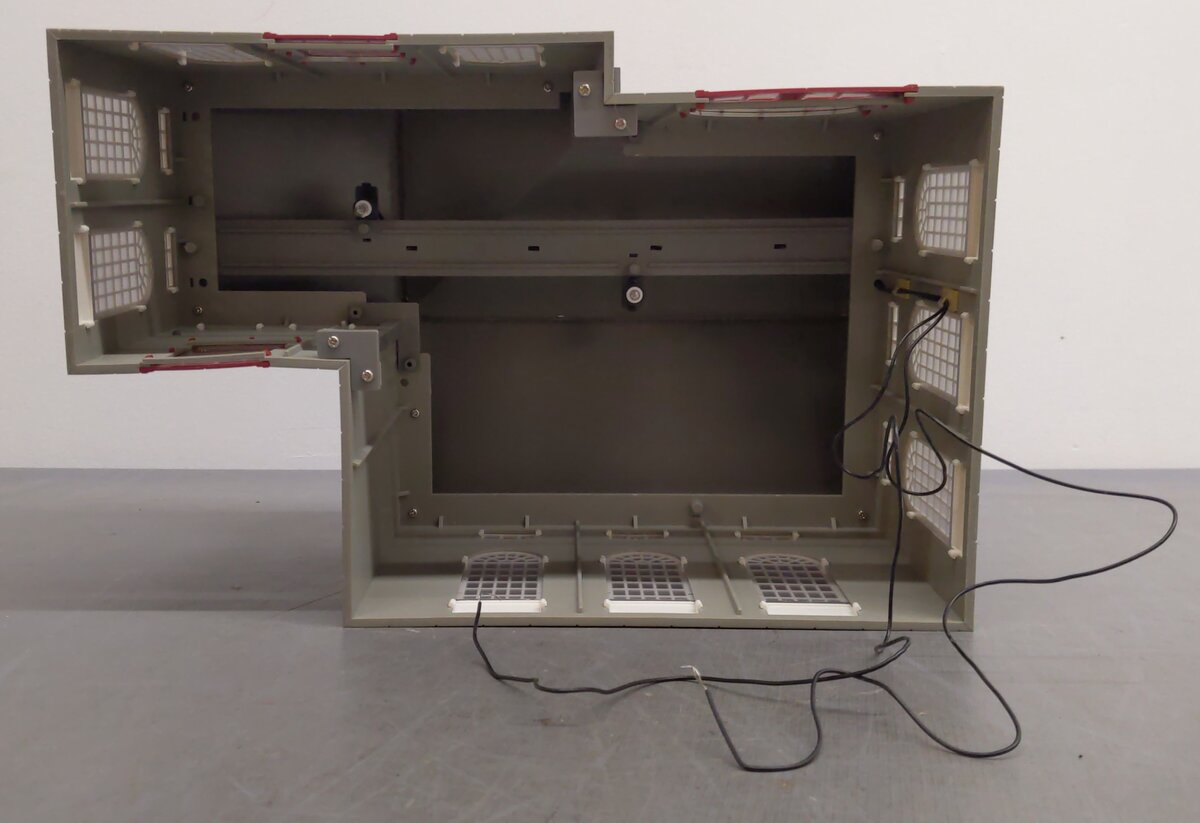 MTH 30-90007 O Gauge Assembled Public Works Building EX/Box