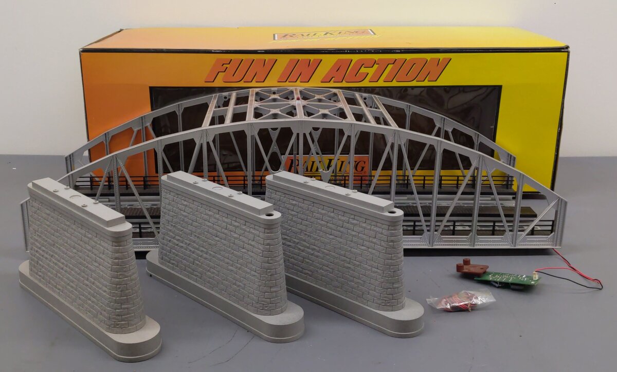 MTH 40-1107 O Gauge 2-Track Silver Steel Arch Bridge LN/Box