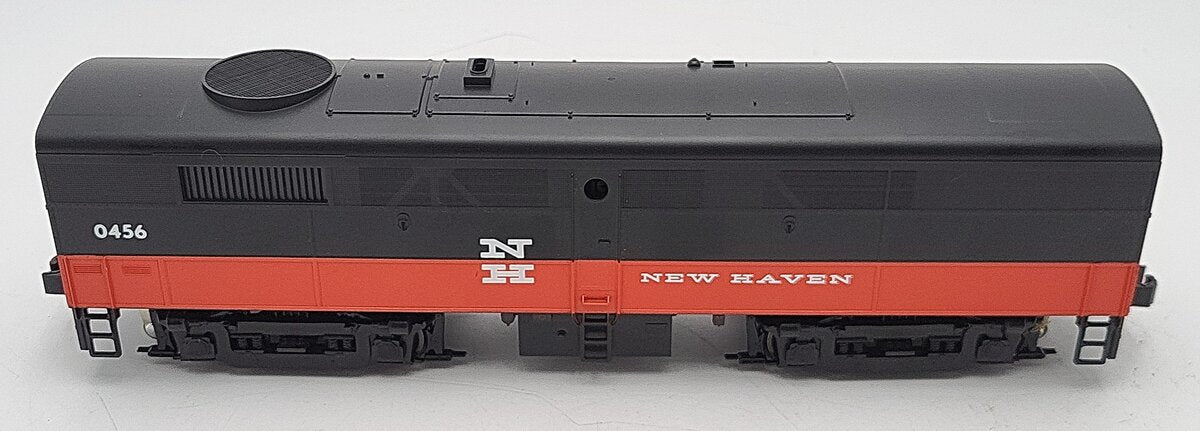 Weaver 6601 O New Haven FA-2 Powered B-Unit Diesel Locomotive #0456 EX/Box