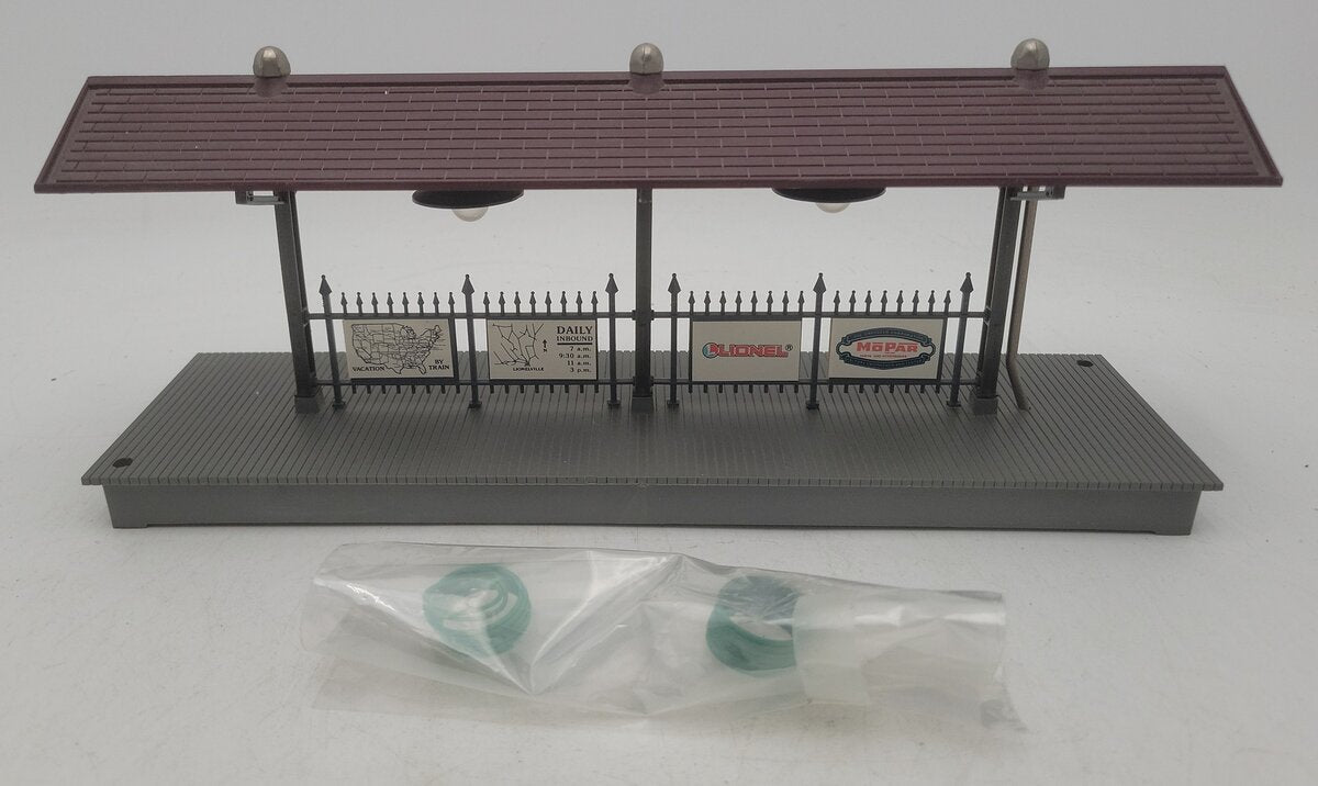 Lionel 6-12748 O/027 Illuminated Station Platform EX