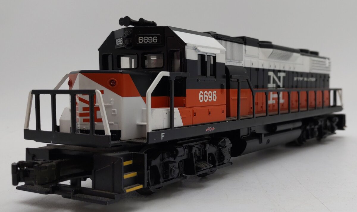Williams GP38-100 O Scale New Haven GP-38 Powered Diesel w/ True Blast Horn EX/Box