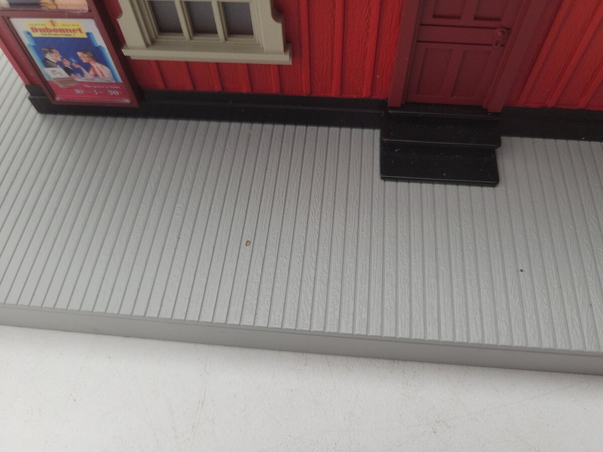 MTH 30-90643 O West Side RailKing Country Passenger Station EX/Box