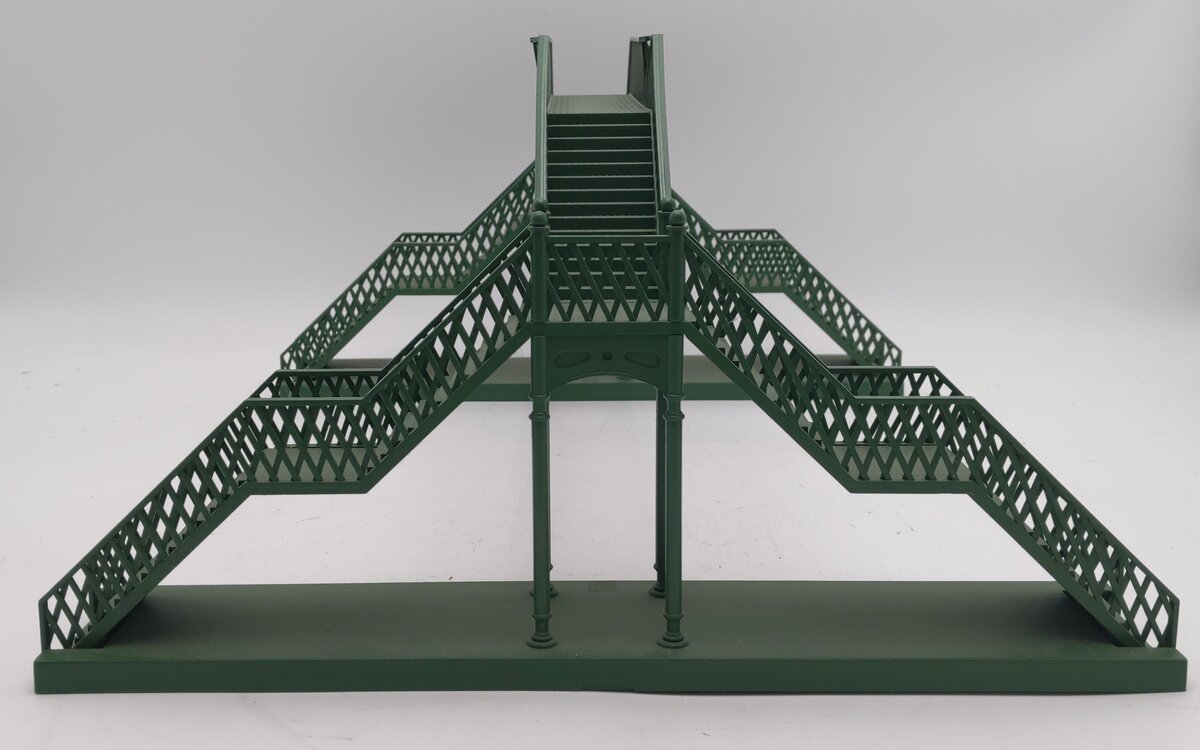 Lionel 6-37115 O Green Pedestrian Walkover EX