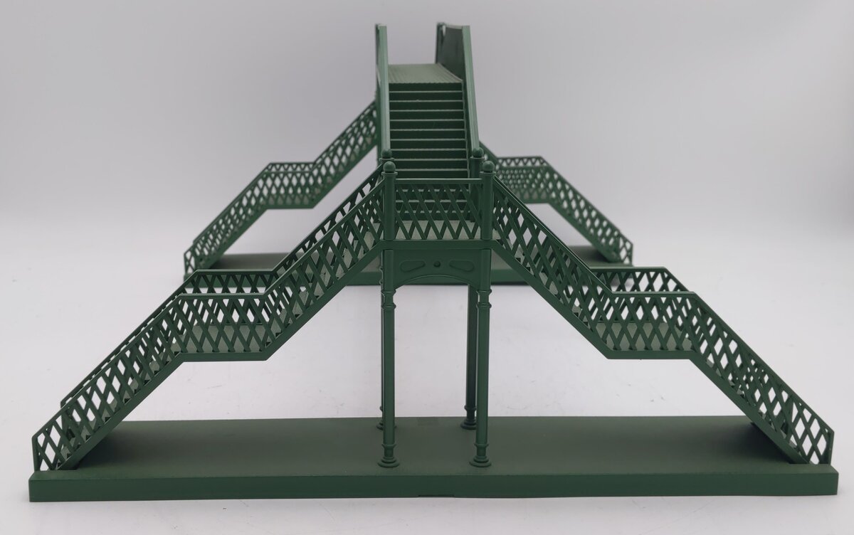 Lionel 6-37115 O Green Pedestrian Walkover EX