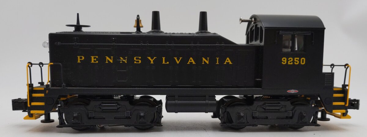 Williams 21651 O Pennsylvania EMD NW2 Conventional 3-Rail Diesel Loco #9250 EX/Box