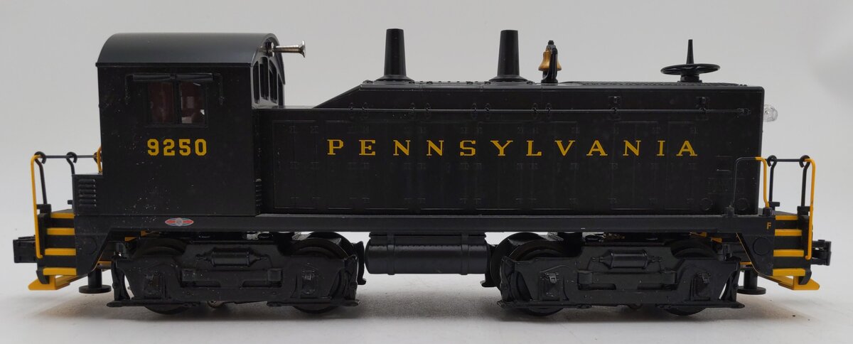 Williams 21651 O Pennsylvania EMD NW2 Conventional 3-Rail Diesel Loco #9250 EX/Box