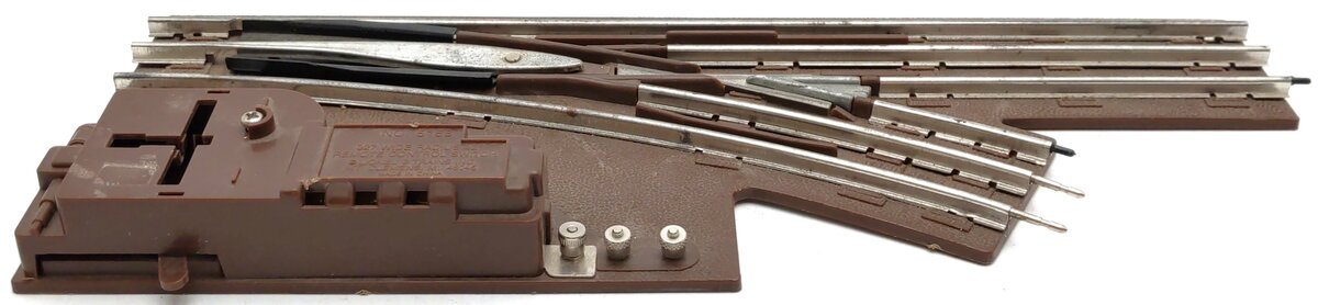 Lionel 6-5168 O O27 42" Right Hand Remote Switch Turnout VG