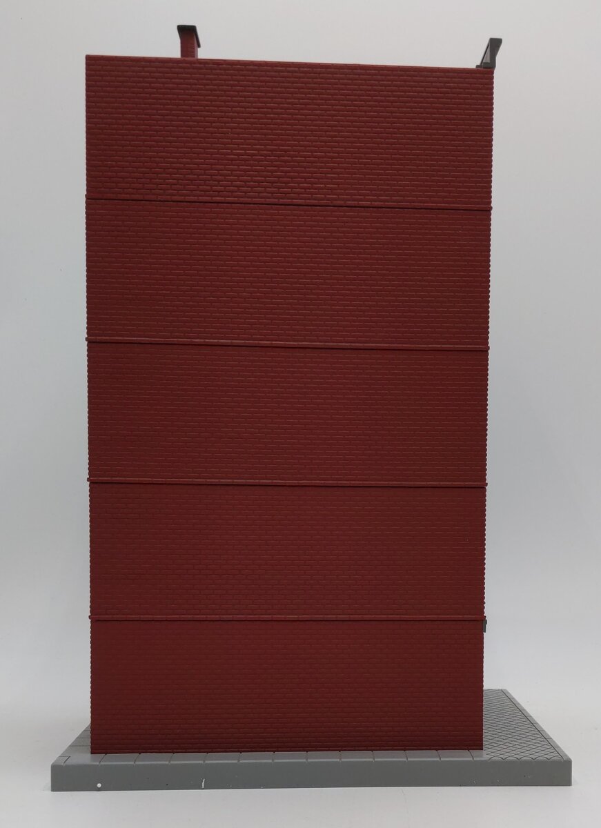 MTH 30-90034 O McHale's Tavern 5-Story Building LN/Box