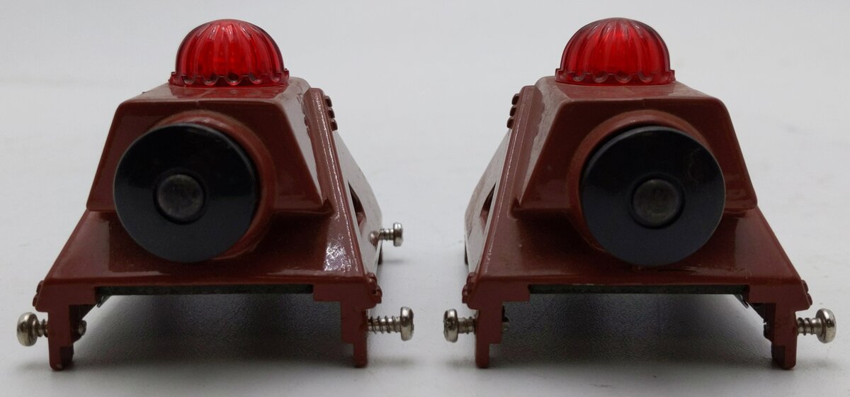 Lionel 6-2283 O/O27 Gauge Diecast Illuminated Bumpers (Set of 2) VG