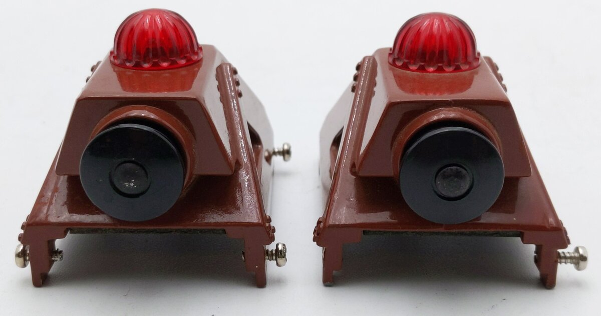 Lionel 6-2283 O/O27 Gauge Diecast Illuminated Bumpers (Set of 2) VG