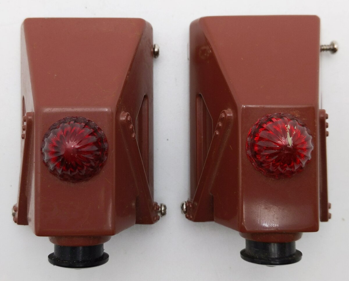 Lionel 6-2283 O/O27 Gauge Diecast Illuminated Bumpers (Set of 2) VG