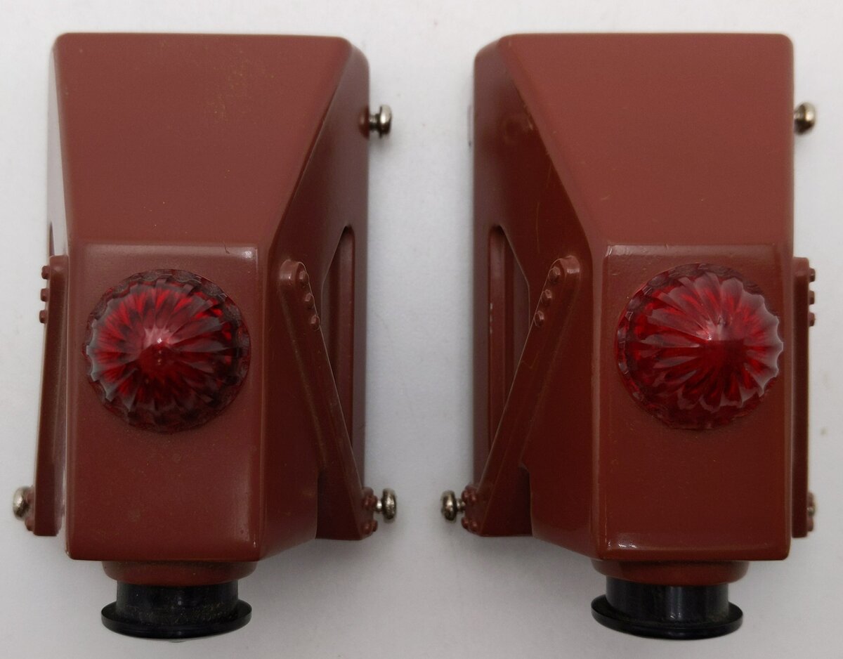 Lionel 6-2283 O/O27 Gauge Diecast Illuminated Bumpers (Set of 2) VG