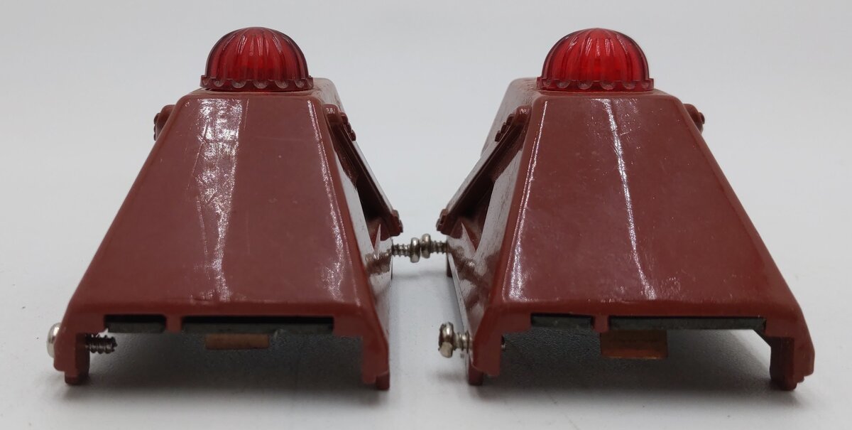 Lionel 6-2283 O/O27 Gauge Diecast Illuminated Bumpers (Set of 2) EX/Box