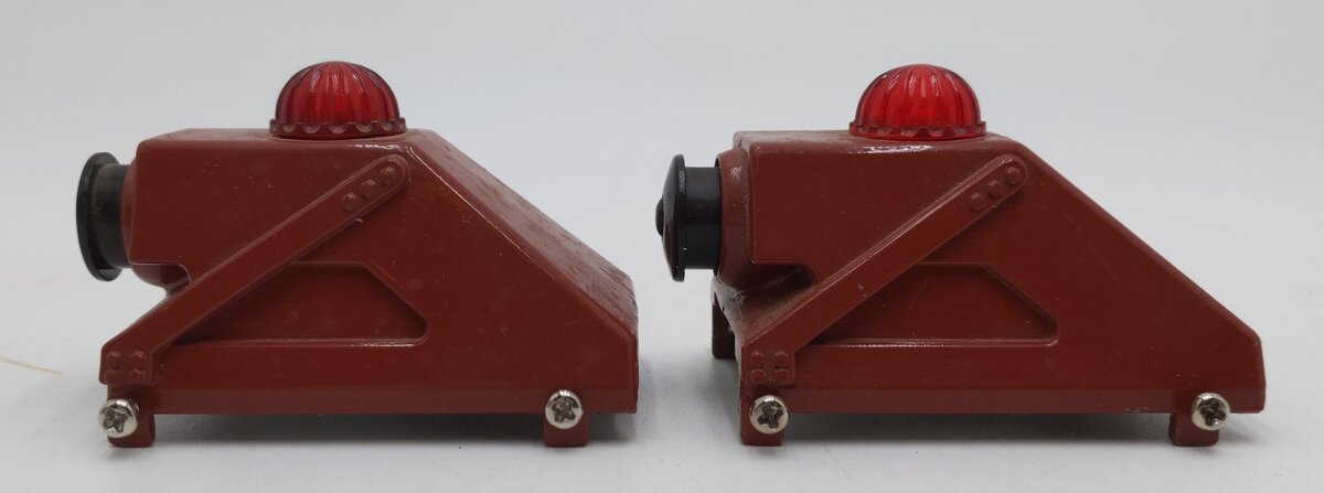 Lionel 6-2283 O/O27 Gauge Diecast Illuminated Bumpers (Set of 2) EX/Box