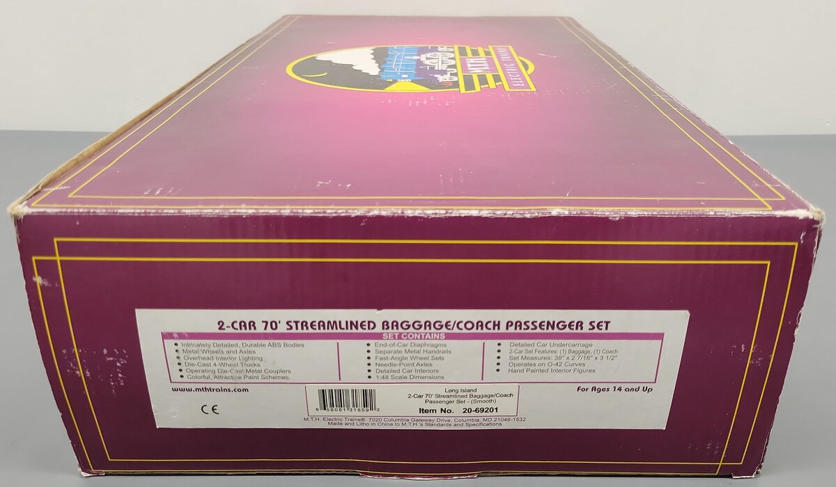 MTH 20-69201 O LI 70' Streamlined Baggage/Coach Passenger Car Set (Set of 2) EX/Box