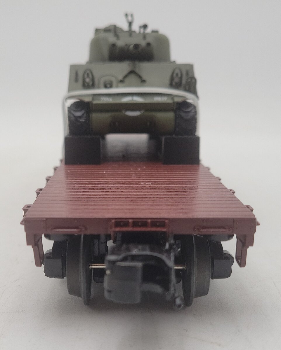 MTH 20-98741 NYC 50-TON 41' Wood Flat Car w/Sherman Tank EX/Box
