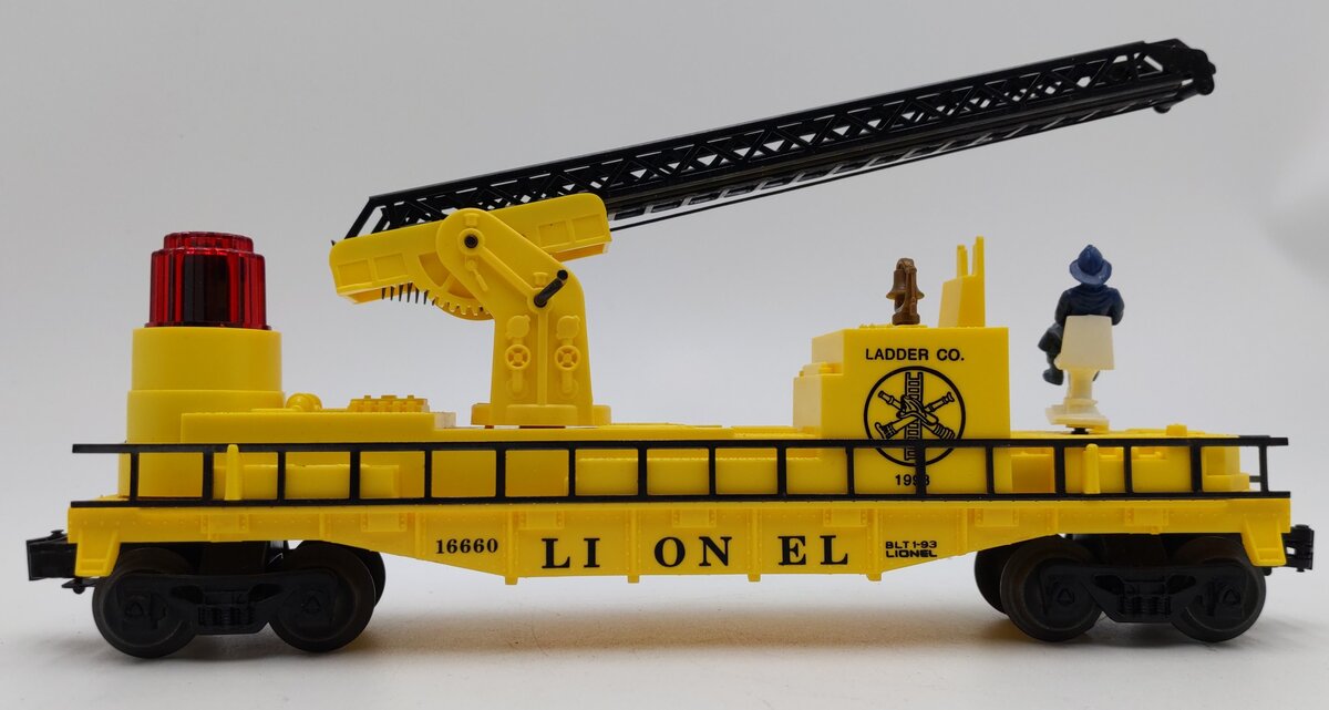 Lionel 6-16660 O Gauge Lionel Operating Fire Car With Ladders (Yellow) LN/Box