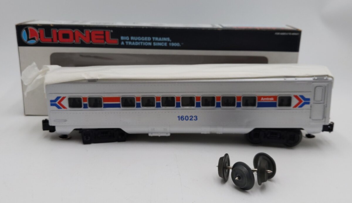 Lionel 6-16023 O Gauge Amtrak Streamlined Passenger Car #16023 VG/Box