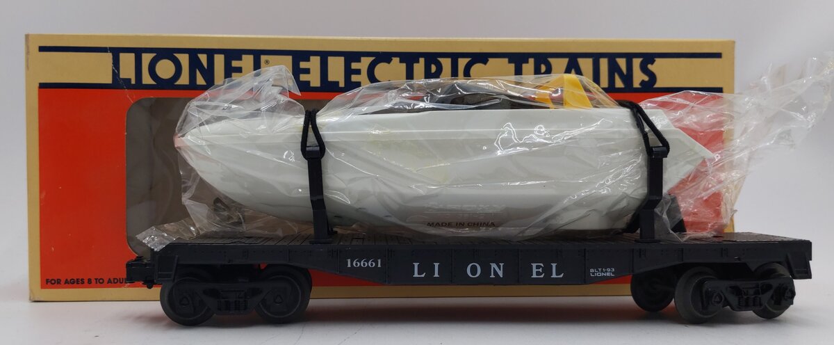 Lionel 6-16661 O Gauge Lionel Flatcar with Motorized Boat LN/Box
