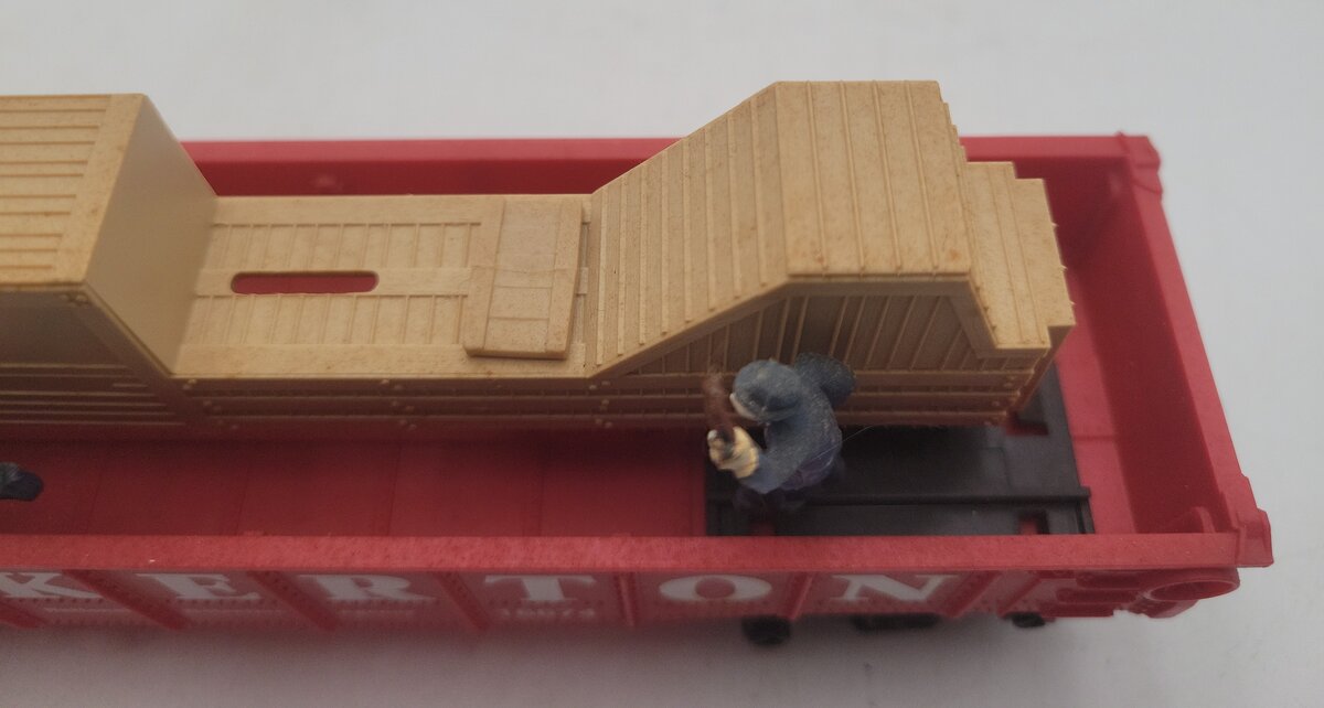 Lionel 6-16674 O Gauge Pinkerton Animated Gondola EX/Box
