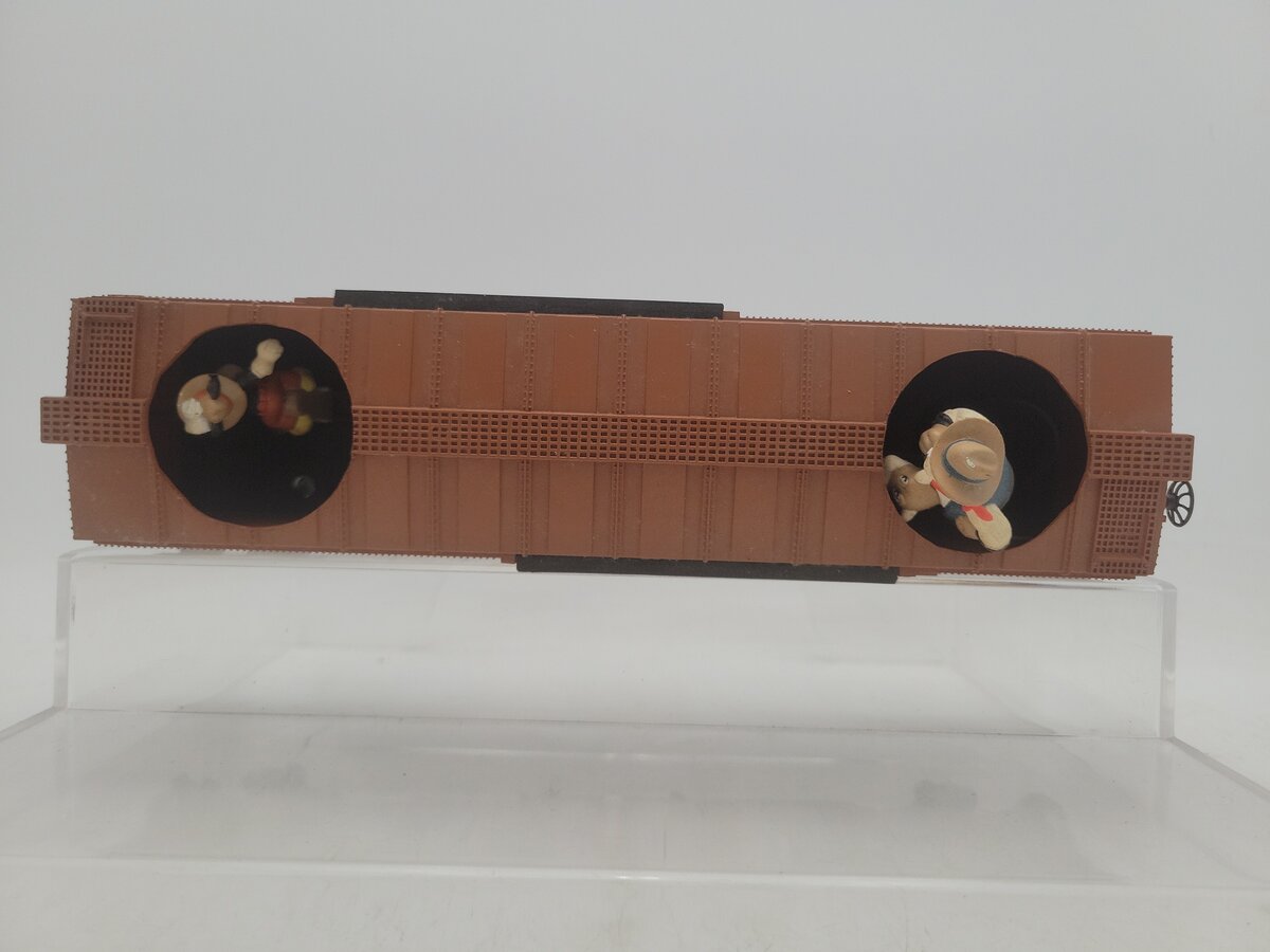 Lionel 6-16686 O Gauge Disney Mickey Mouse & Big Bad Pete Animated Boxcar EX/Box
