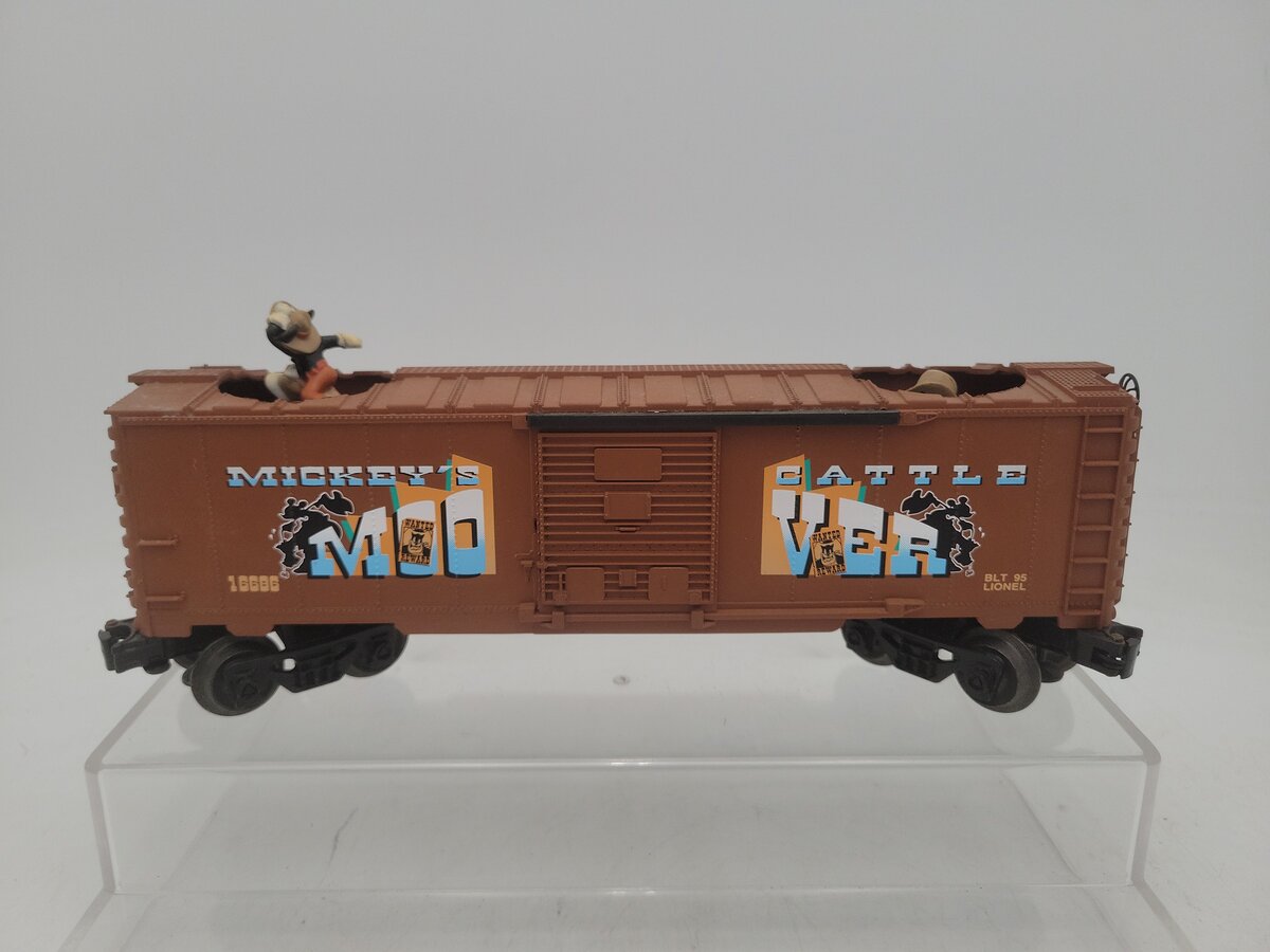 Lionel 6-16686 O Gauge Disney Mickey Mouse & Big Bad Pete Animated Boxcar EX/Box
