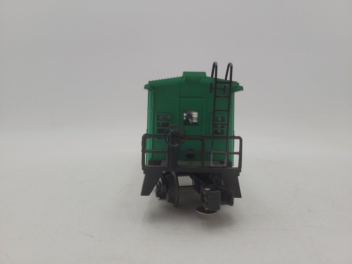Lionel 6-9174 O New York Central P&E Bay Window Illuminated Caboose #9174 VG/Box