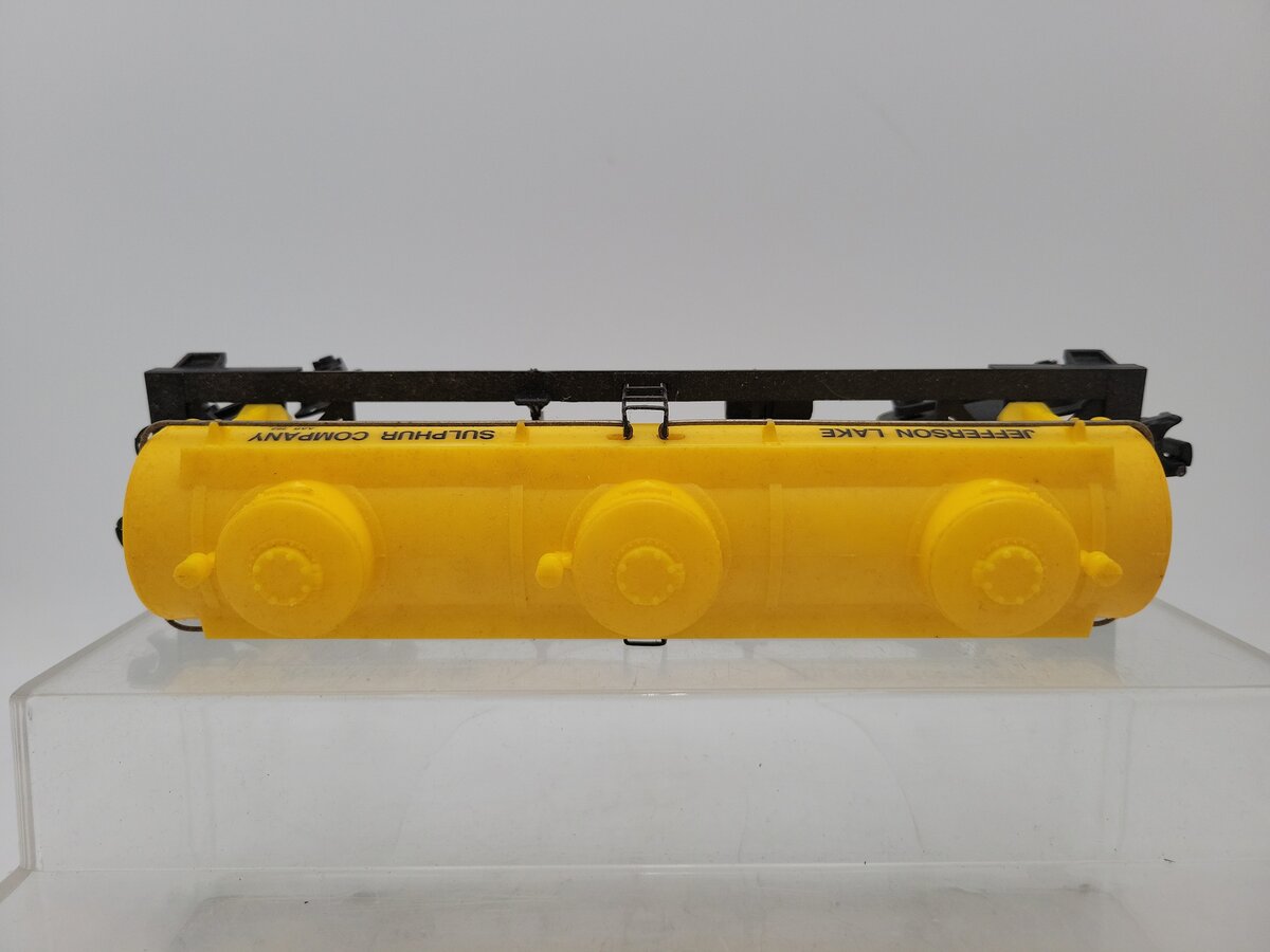 Lionel 6-16126 O Gauge Jefferson Lake Sulfur Company 3 Dome Tank Car EX/Box