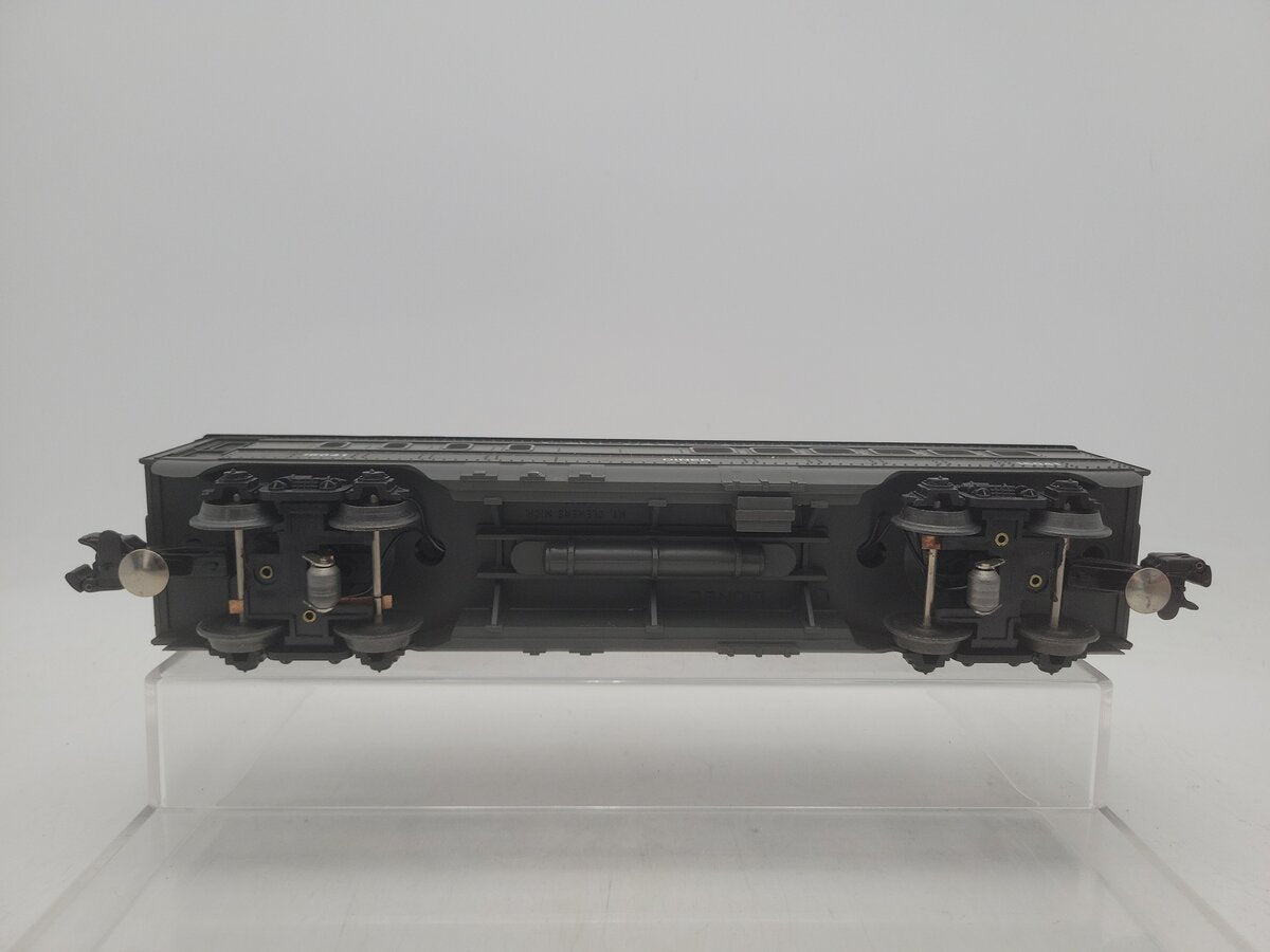 Lionel 6-16041 O / O27 Gauge New York Central W/Interior Illuminated Dining Car EX/Box