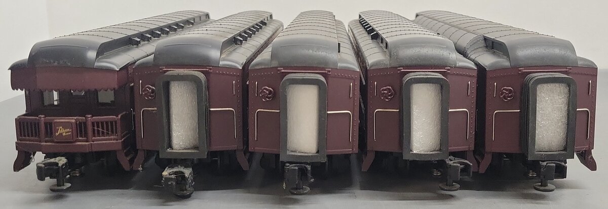 MTH 20-4024 O Scale Norfolk & Western 70' Madison Passenger Cars (Set of 5) EX