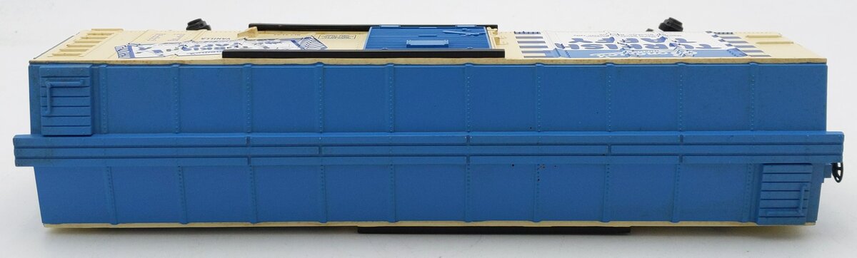 MTH 30-74096 O Gauge Bonomo's Turkish Taffy Vanilla Boxcar EX