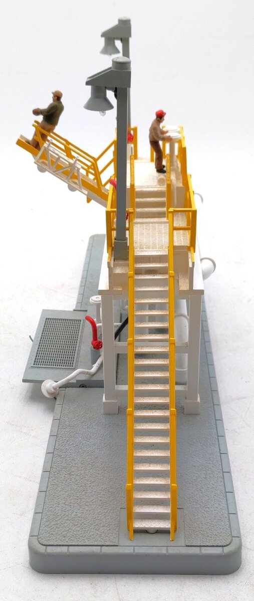 MTH 30-9117 O Gauge Columbia Oil Storage Station EX