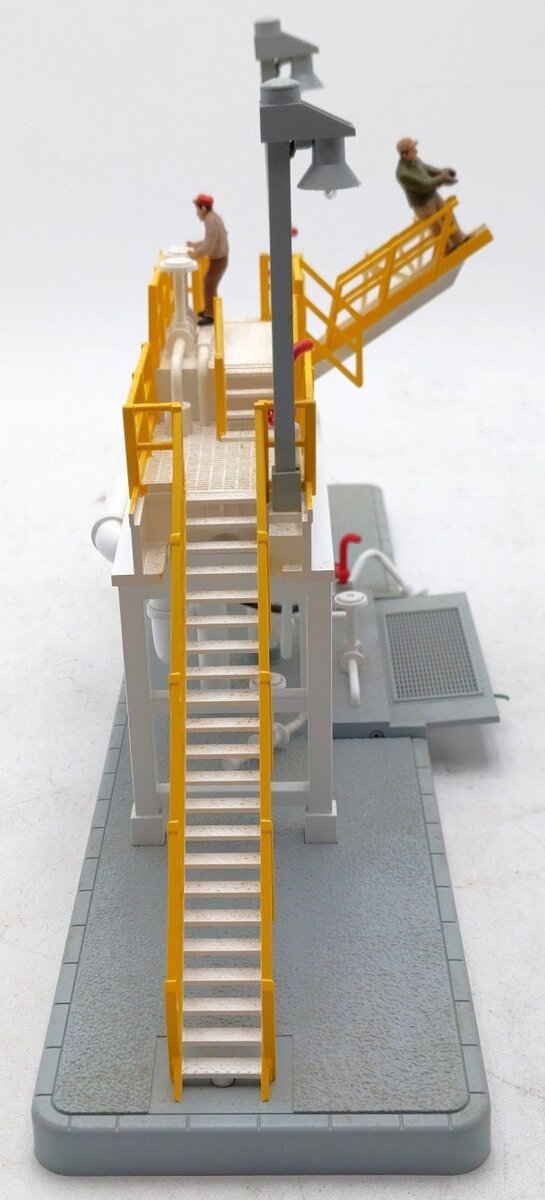 MTH 30-9117 O Gauge Columbia Oil Storage Station EX
