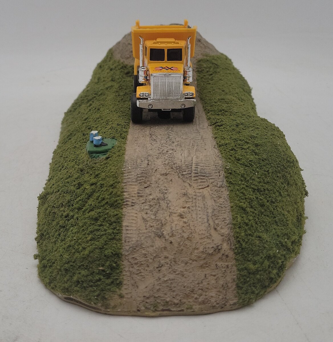 K-Line K42414 O Gauge Dump Truck Construction Scene EX