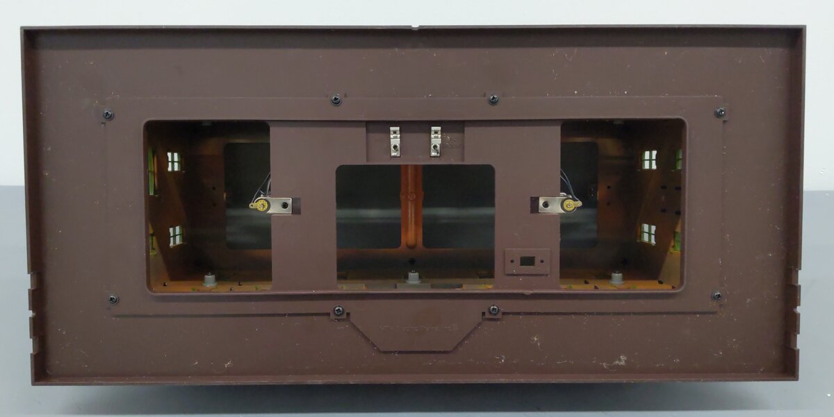 MTH 30-9005 O Gauge Passenger Station VG