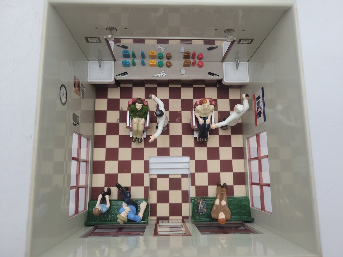 Lionel 6-14168 O Harry's Operating Barber Shop VG