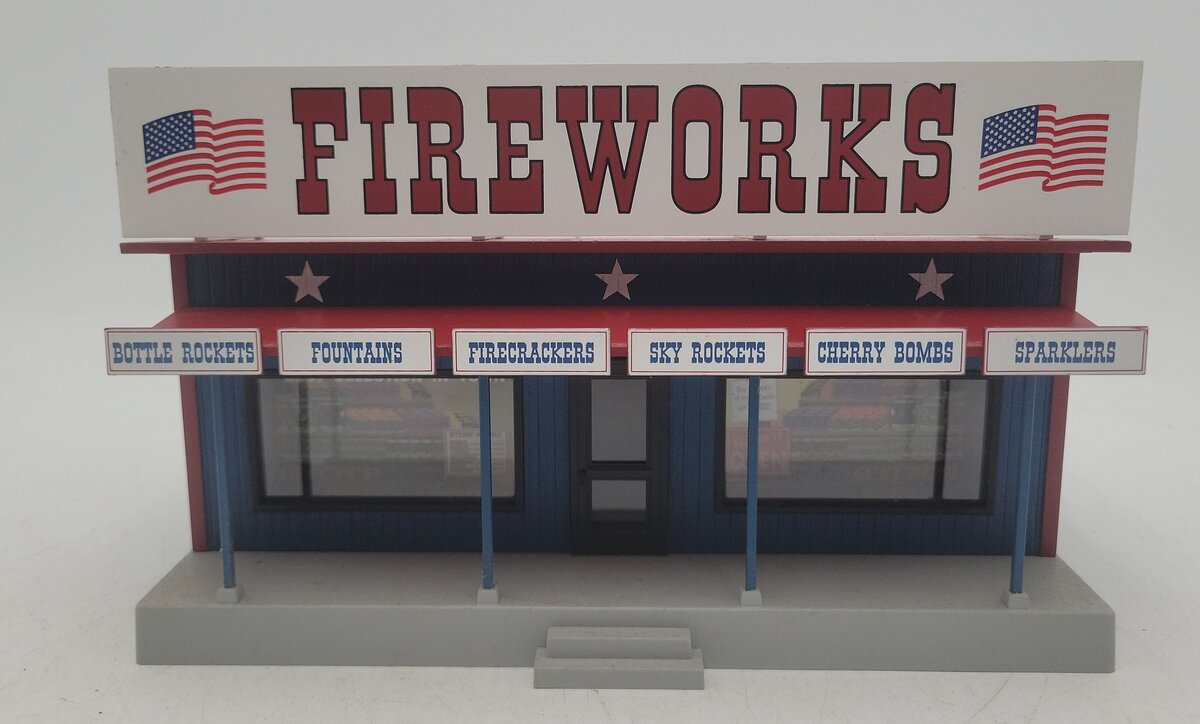 MTH 30-9093 O Gauge Roadside Fireworks Stand EX