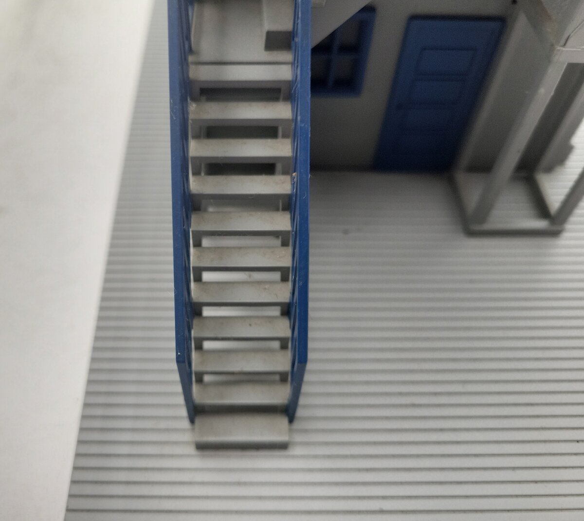 MTH 30-9011 O Gauge Gray & Blue Switch Tower EX