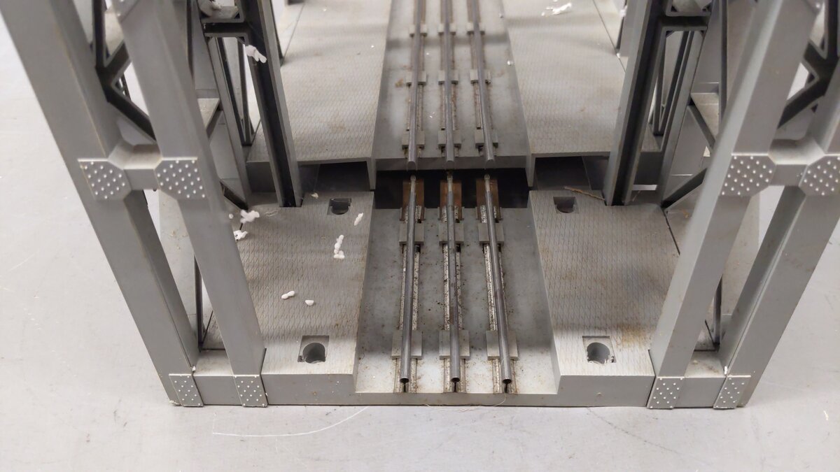 Lionel 6-12782 O Gauge Operating Lift Bridge with Bell & Lights VG