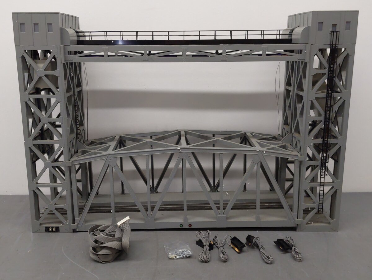 Lionel 6-12782 O Gauge Operating Lift Bridge with Bell & Lights VG
