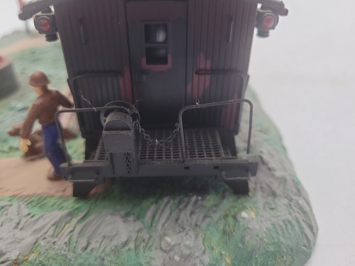 K-Line K42401 O NYC New York Central Caboose Yard Office Scene VG