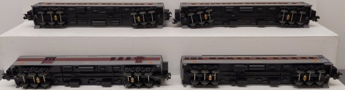 MTH 30-6973 O Canadian Pacific RailKing 60' Madison Passenger Car Set (Set of 4) EX/Box
