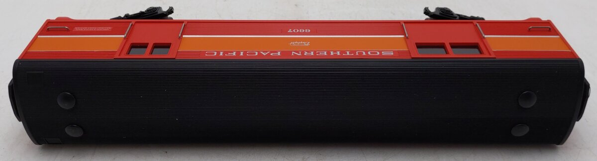 MTH 30-4182A Southern Pacific Streamline Baggage Car EX