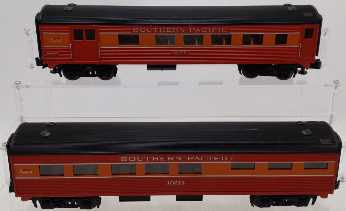MTH 30-6063 O Southern Pacific O-27 Streamlined Combo/Diner Set (Set of 2) VG