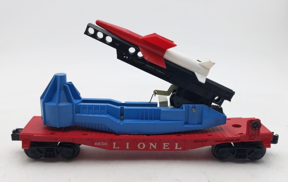 Lionel 6650 Vintage O IRBM Rocket Launcher EX