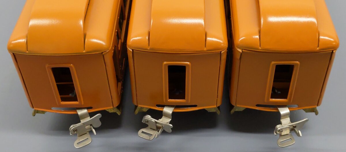 MTH 10-8042 O Orange 710 Series Passenger Car Set (Set of 3) EX