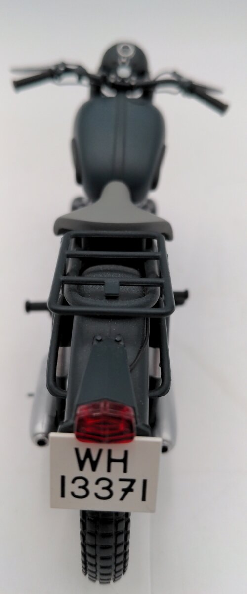 Minichamps 1:12 Scale Triumph TR6 The Great Escape EX