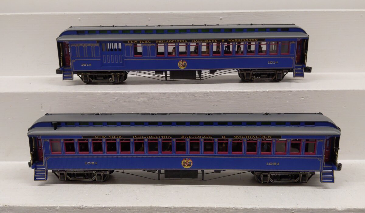 Lionel 2427560 O Royal Blue Wood Passenger Cars Pack B (Set of 2) #1014/#1051 EX/Box