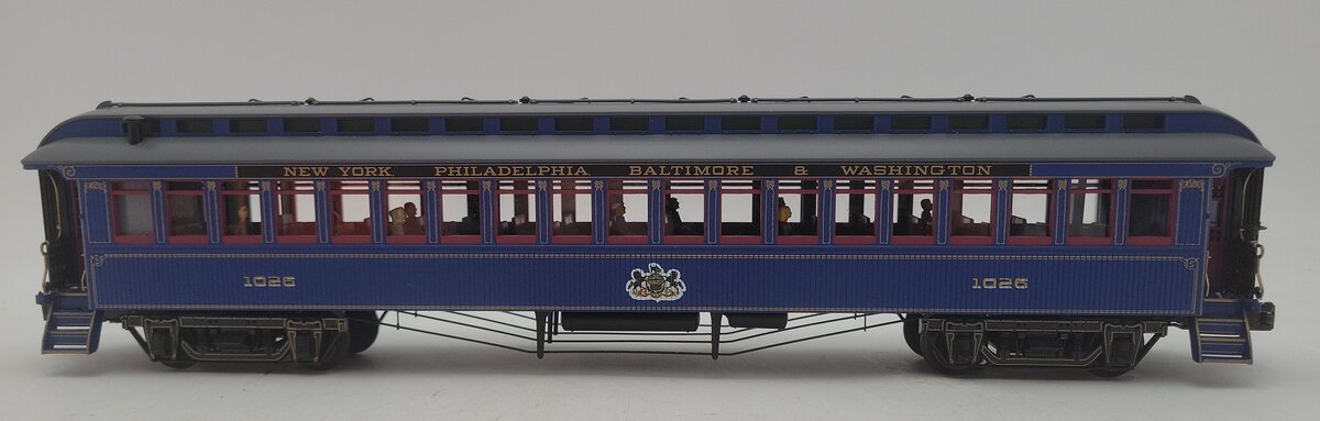 Lionel 2427552 O Gauge Royal Blue Wood Passenger Car #1026 EX/Box